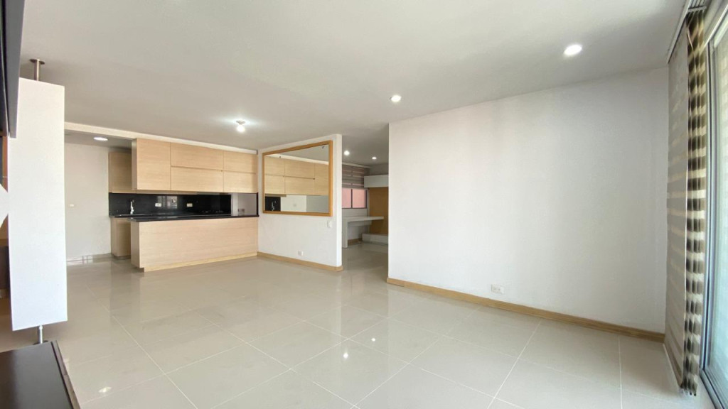 Apartamento en Venta en Jardines, Envigado — foto 1
