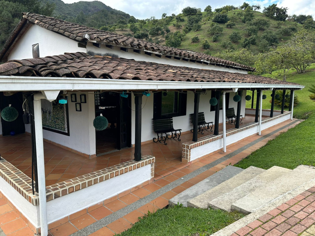 Finca en Venta en Chaparral, La Ceja — foto 1