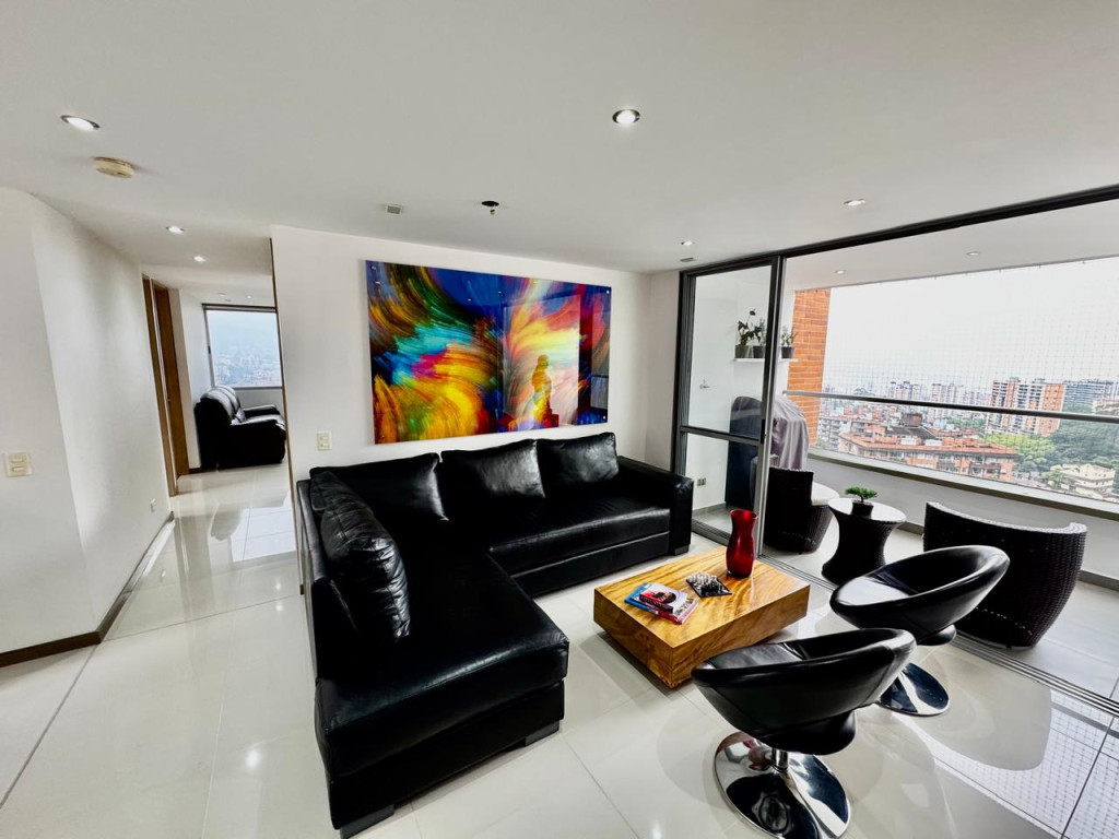 Apartamento en Venta en Loma el chocho, Envigado — foto 1