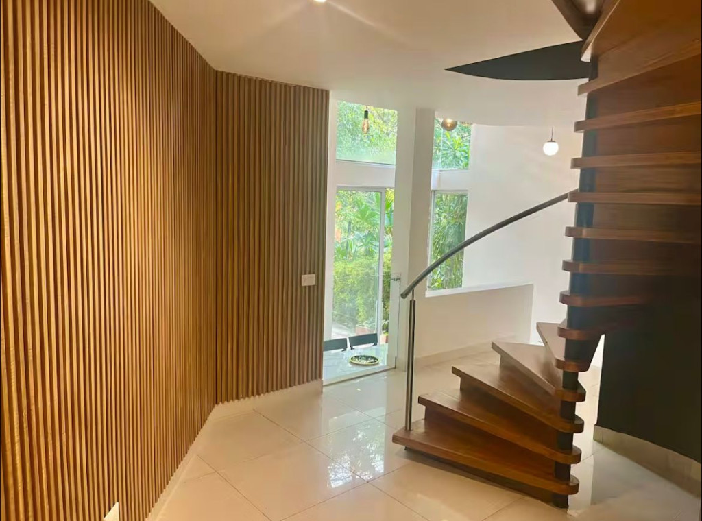 Casa en Venta en El Tesoro, Medellín — foto 1