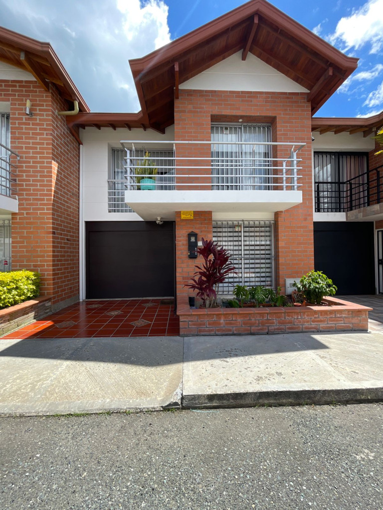 Casa en Venta en La Ceja, La Ceja — foto 1