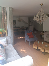 Casa en Arriendo en Poblado, Medellín — miniatura 2