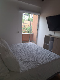 Casa en Arriendo en Poblado, Medellín — miniatura 10