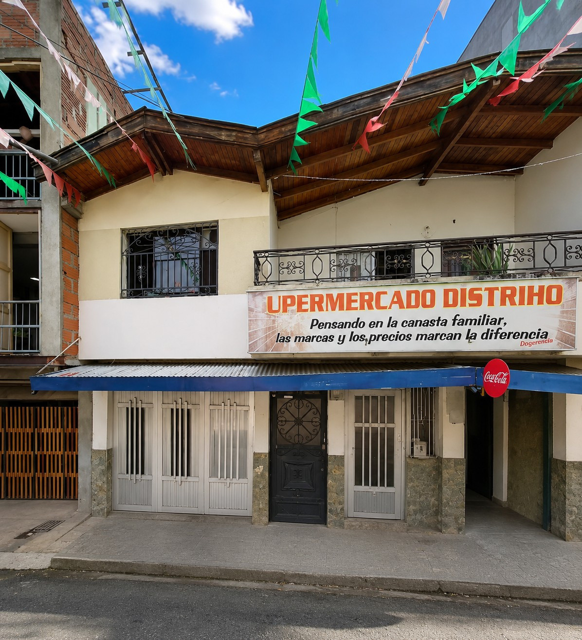 Casalote en Venta en Trinidad, Medellín — foto 1