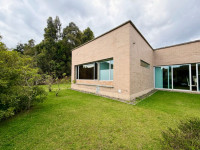 Casa en Venta en Loma Del Escobero, Envigado — miniatura 3