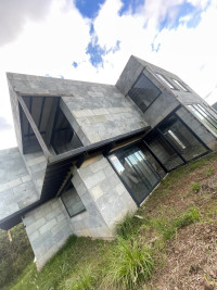 Casa Campestre en Venta en Loma Del Escobero, Envigado — miniatura 2