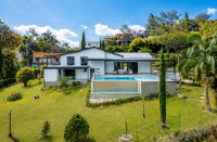 Casa Campestre en Venta en Loma el chocho, Envigado — miniatura 8