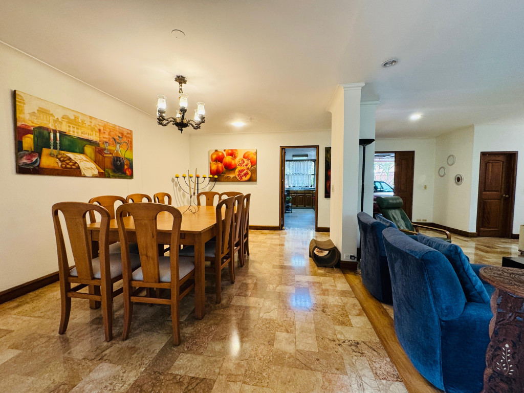 Casa en Venta en Abadia, Envigado — foto 1