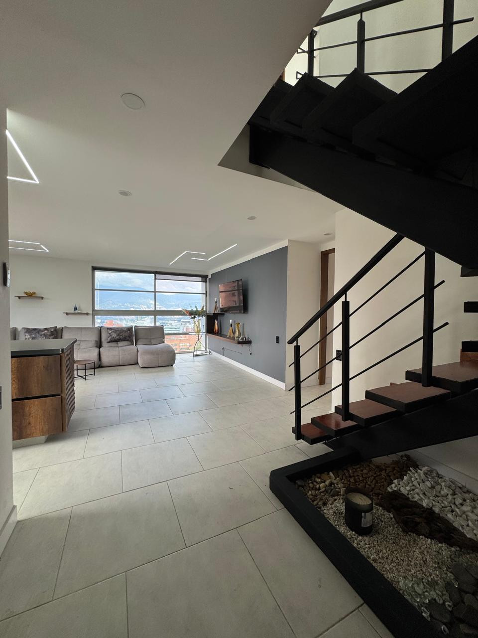 Apartamento en Venta en Comuna 14, Medellín — foto 1