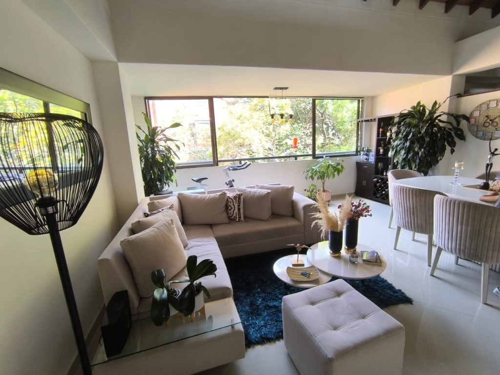 Apartamento en Venta en El Portal, Envigado — foto 1