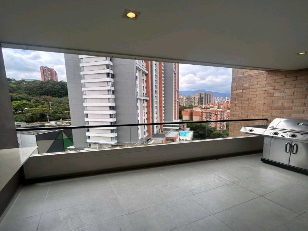 Apartamento en Venta en Castropol, Medellín — foto 1