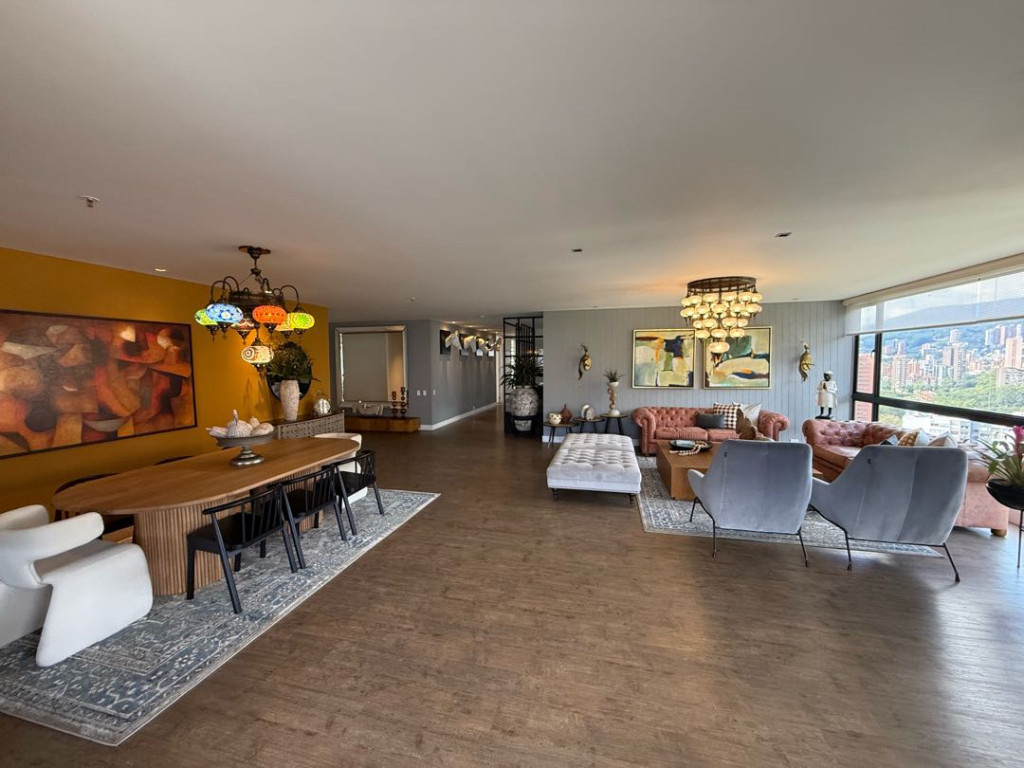Apartamento en Venta en Los Balsos, Medellín — foto 1