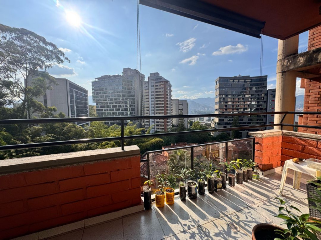 Apartamento en Venta en Loma de los gonzalez, Medellín — foto 1