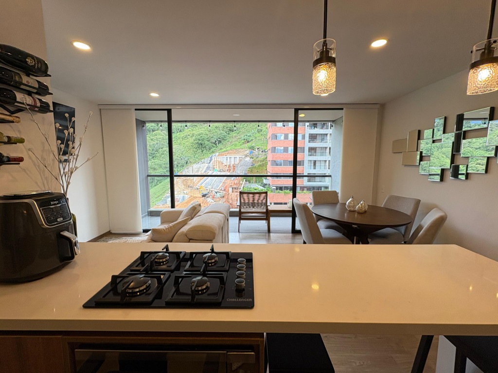 Apartamento en Venta en El Dorado, Envigado — foto 1
