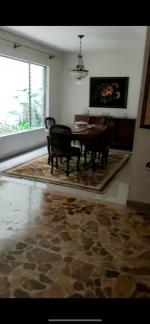 Casa en Venta en Laureles, Medellín — miniatura 2
