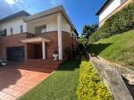 Casa en Venta en El Poblado, padre Marianito, Medellín — miniatura 2