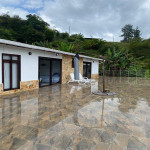 Casa en Venta en Vereda Uvital, Peñol — miniatura 18