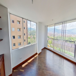 Apartamento en Venta en Loma de los Bernal, Medellín — miniatura 3