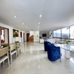 Casa en Venta en Los Balsos, Medellín — miniatura 2