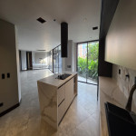 Apartamento en venta en Loma Del Esmeraldal, Envigado