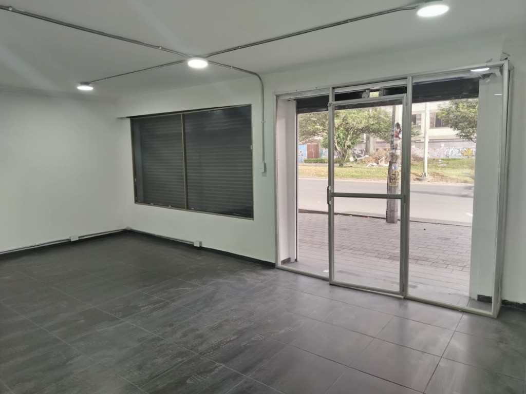 Local En Arriendo - Belalcázar-Teusaquillo, Bogotá