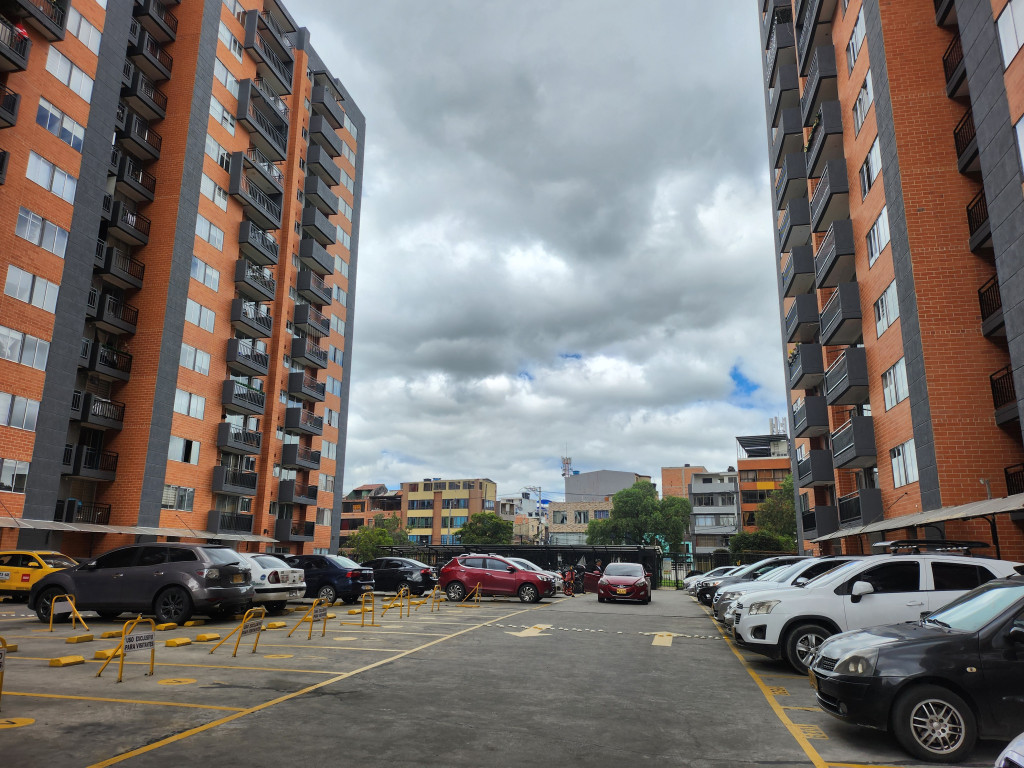 Apartamento En Arriendo - Castilla, Bogotá