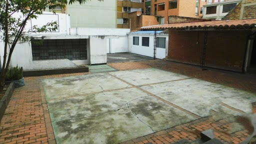 Edificio En Arriendo - Marly, Bogotá