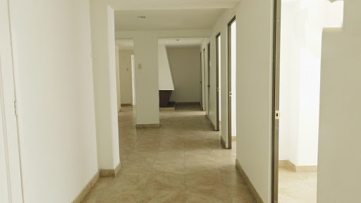 Edificio En Arriendo - Marly, Bogotá