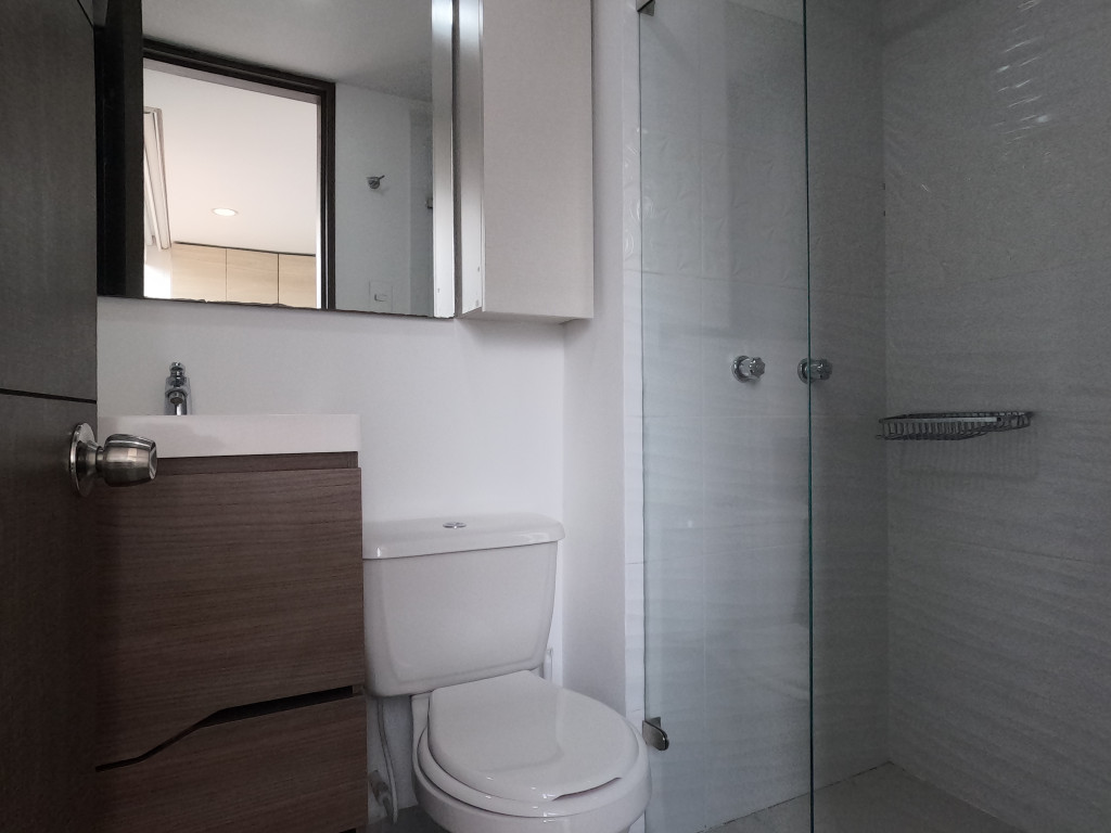Apartaestudio En Arriendo - Gran América, Bogotá