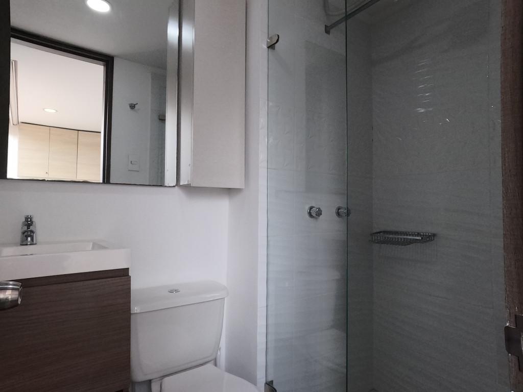 Apartaestudio En Arriendo - Gran América, Bogotá