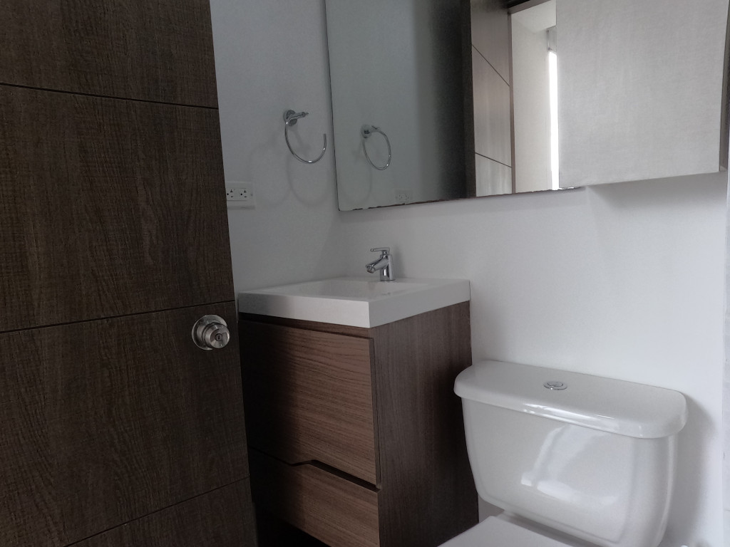 Apartaestudio En Arriendo - Gran América, Bogotá