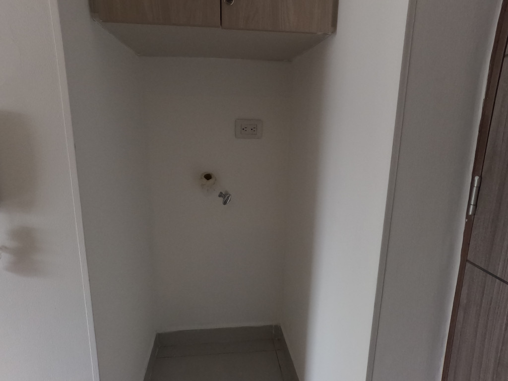 Apartaestudio En Arriendo - Gran América, Bogotá