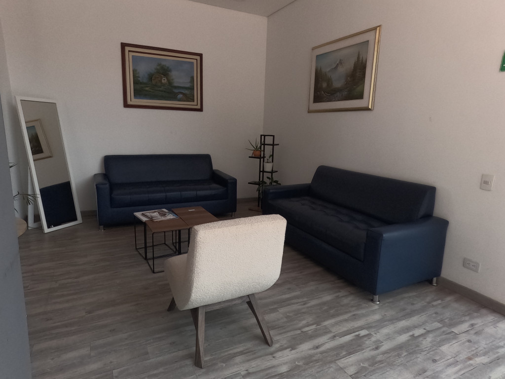 Apartaestudio En Arriendo - Gran América, Bogotá