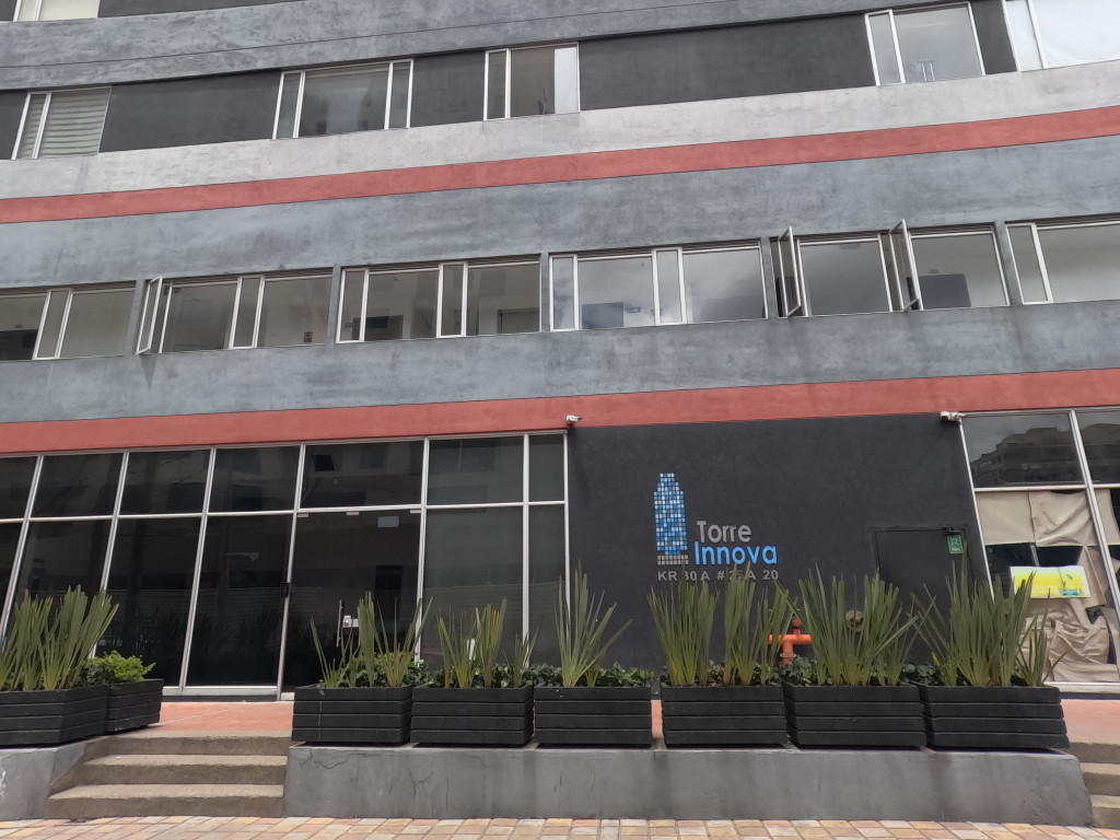 Apartaestudio En Arriendo - Gran América, Bogotá