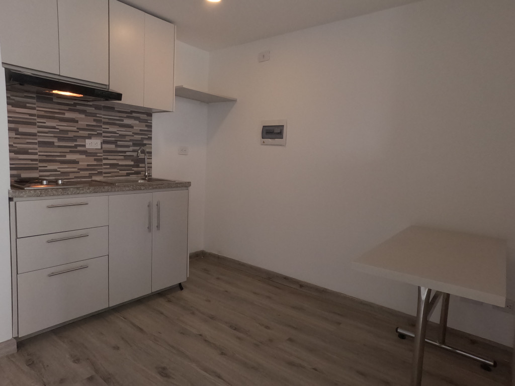 Apartaestudio En Arriendo - Gran América, Bogotá