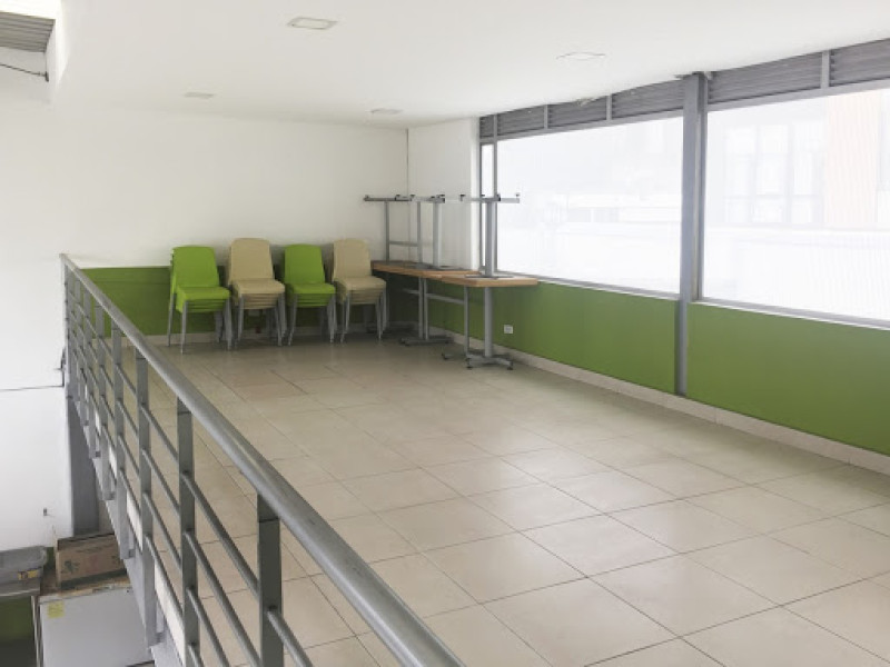 Local En Venta - Puente Largo, Bogotá