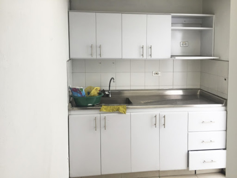 Local En Venta - Puente Largo, Bogotá