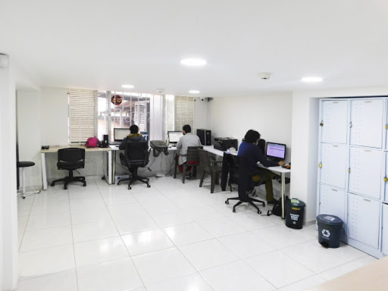 Casa En Venta - Santa Barbara, Bogotá