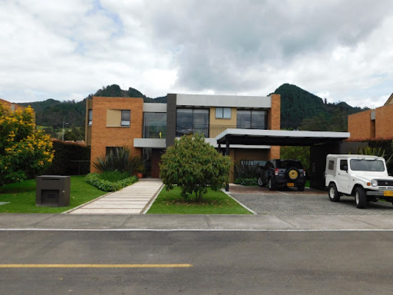 Casa En Venta - La Calera, La Calera