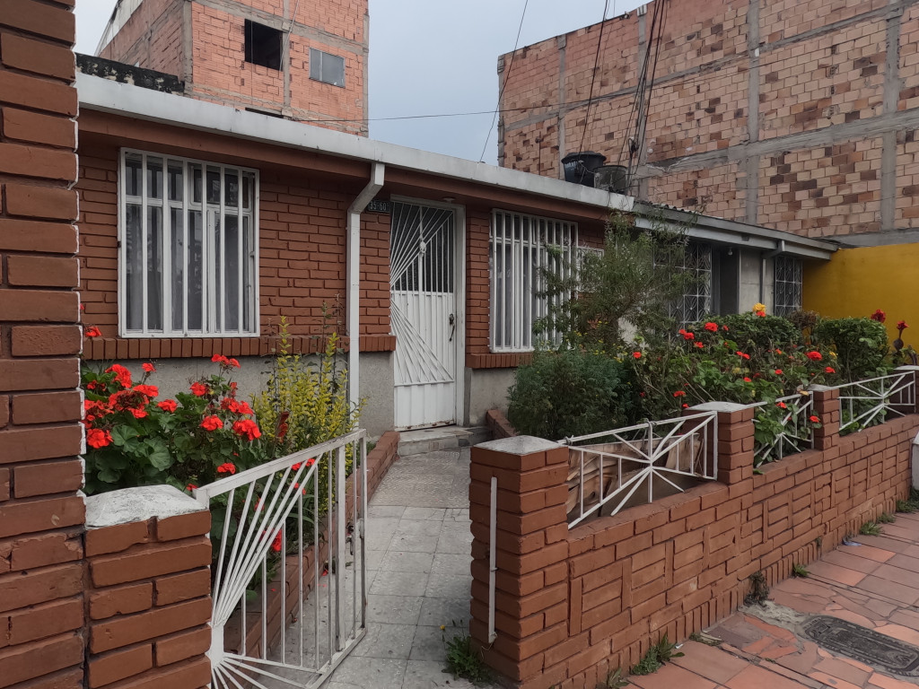 Casa En Arriendo - Ciudad Kennedy Central, Bogotá