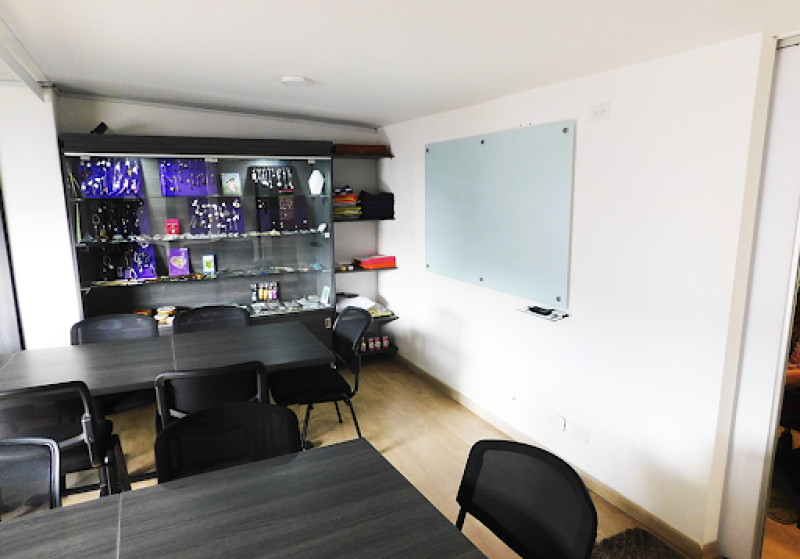 Oficina En Venta - Unicentro, Bogotá