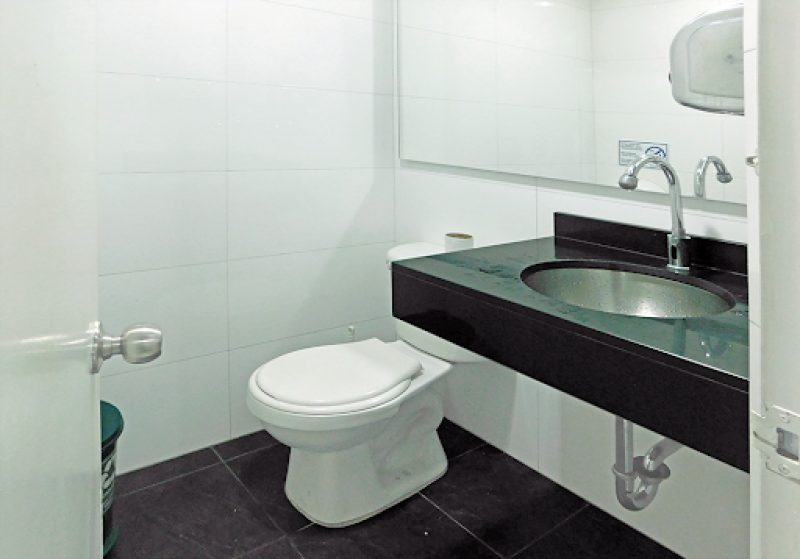 Local En Arriendo - Chicó Reservado, Bogotá