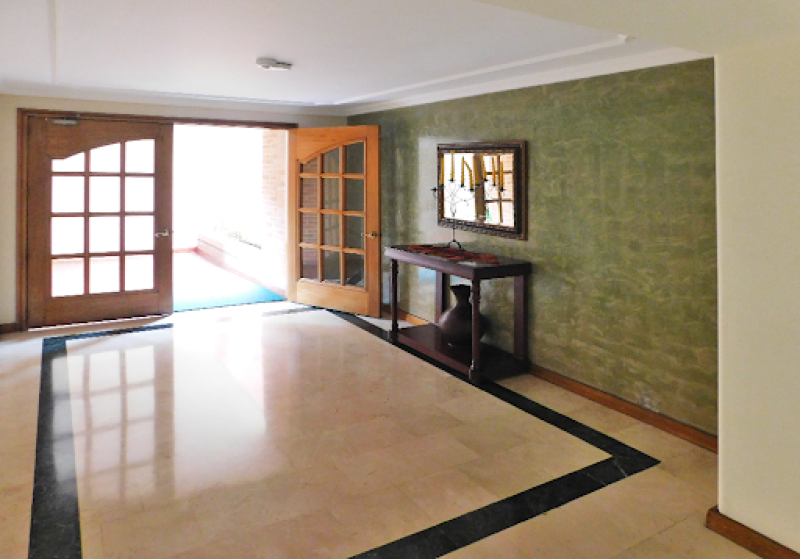 Apartamento En Venta - Santa Barbara, Bogotá