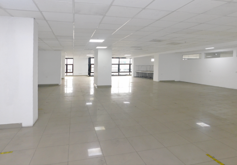 Oficina En Arriendo - Los Monjes, Bogotá