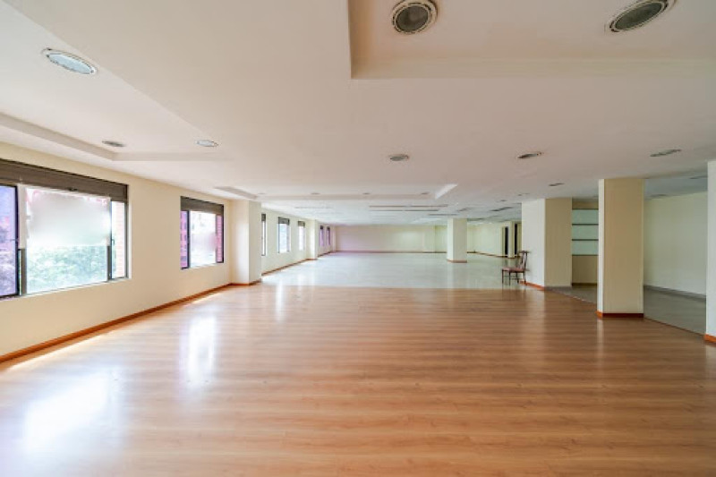 Oficina En Arriendo - San Patricio, Bogotá