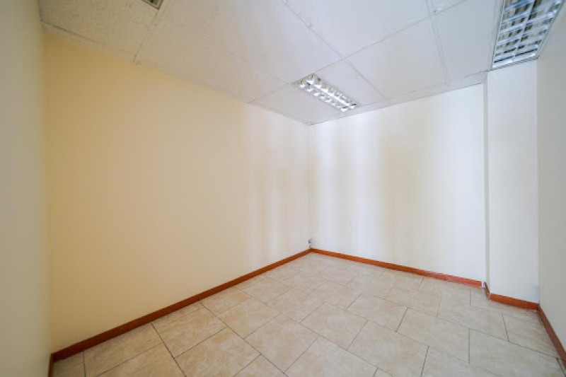 Oficina En Arriendo - San Patricio, Bogotá