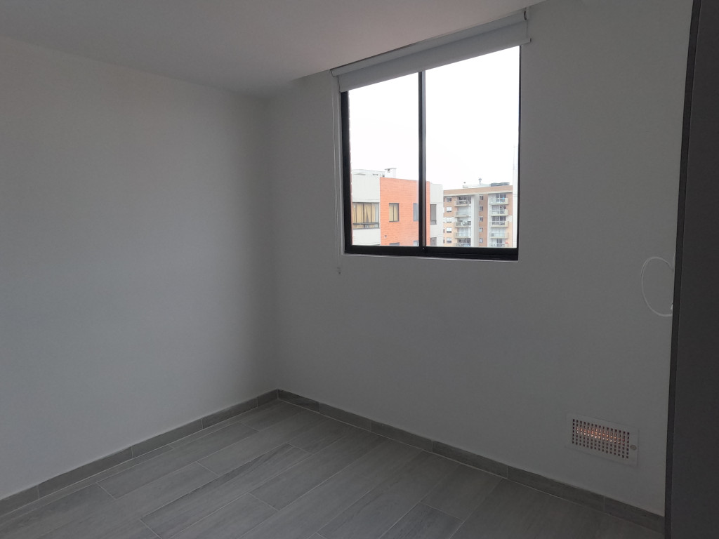 Apartamento En Arriendo - Ciudad La Salle, Bogotá