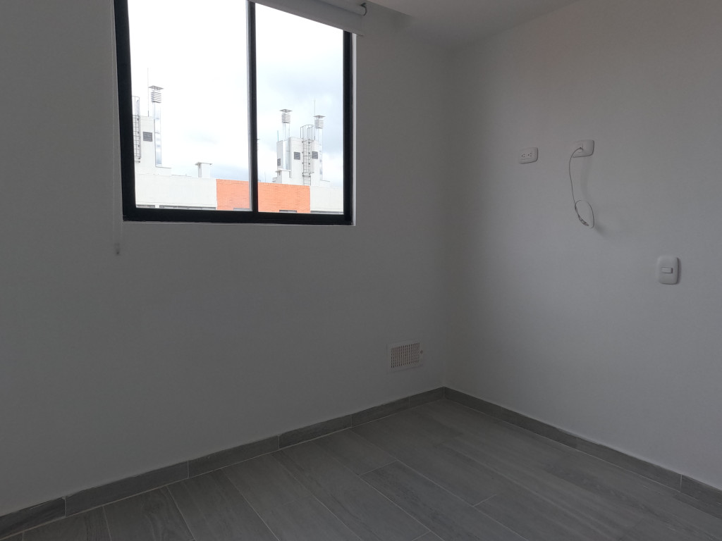 Apartamento En Arriendo - Ciudad La Salle, Bogotá