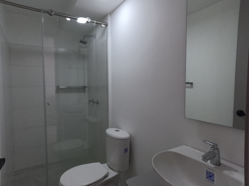 Apartamento En Arriendo - Ciudad La Salle, Bogotá
