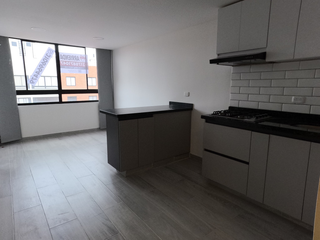 Apartamento En Arriendo - Ciudad La Salle, Bogotá